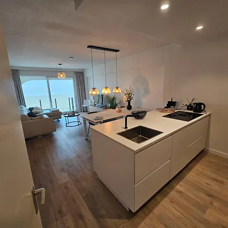 Isola Bella - Luxe Op De Zeedijk Met Panoramisch Uitzicht Appartement *