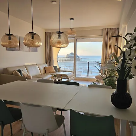 Isola Bella - Luxe Op De Zeedijk Met Panoramisch Uitzicht 아파트 *