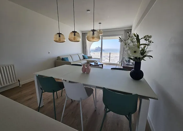 Appartement Isola Bella - Luxe Op De Zeedijk Met Panoramisch Uitzicht Blankenberge