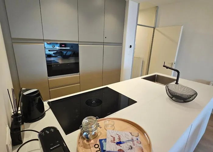 Isola Bella - Luxe Op De Zeedijk Met Panoramisch Uitzicht Appartement