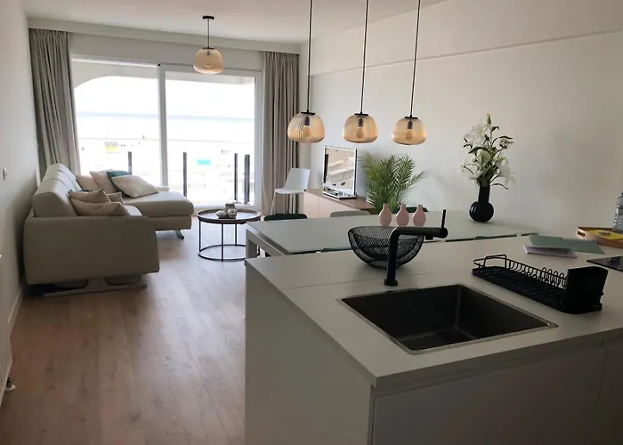 Isola Bella - Luxe Op De Zeedijk Met Panoramisch Uitzicht Appartement *